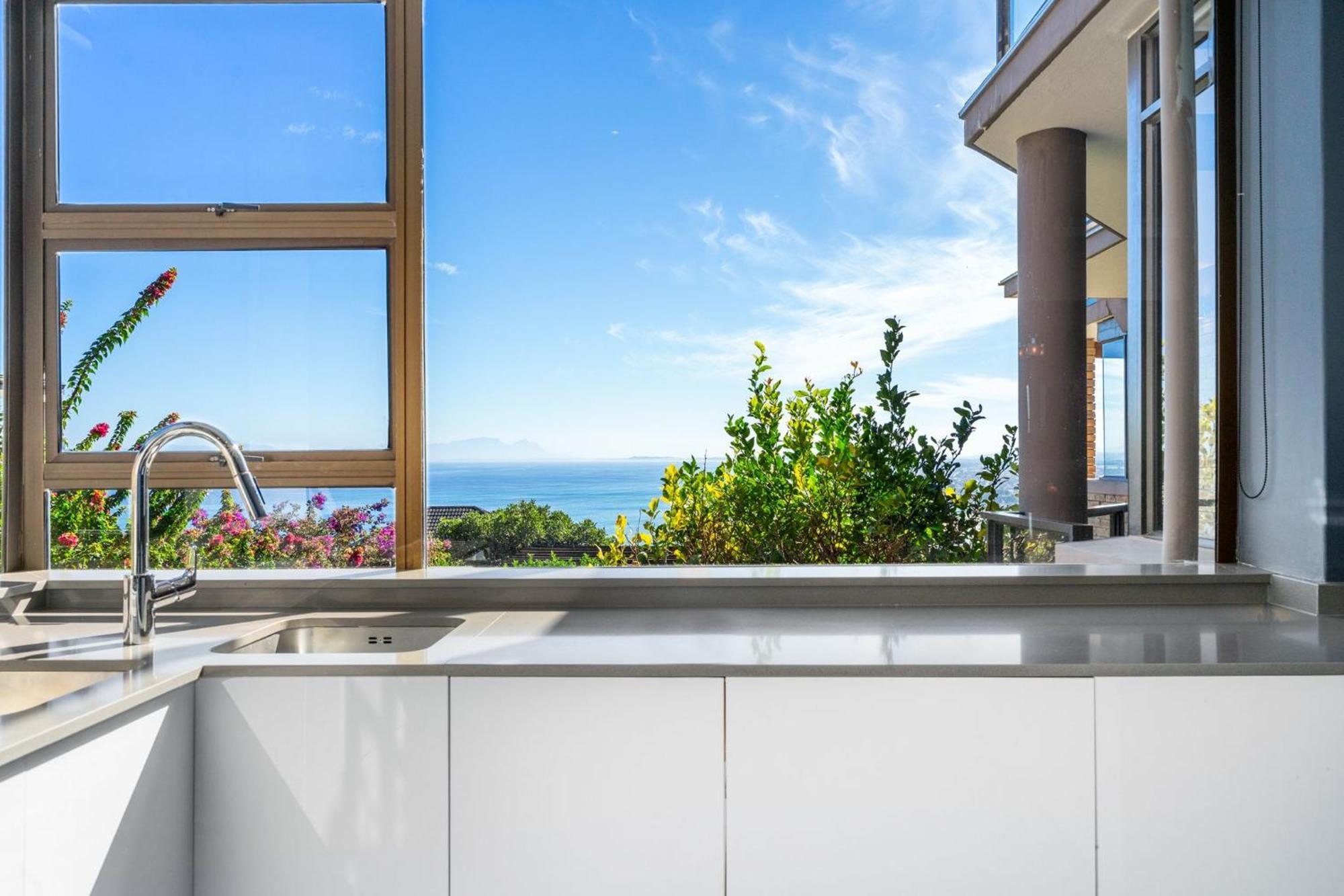 Zaria Sun Family By Host Agents Apartment Cape Town